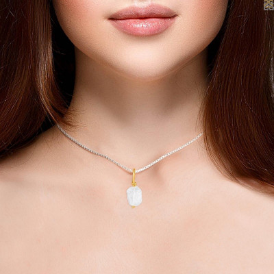 Crystal Clear Beauty: Explore the World of White Topaz Jewelry: 