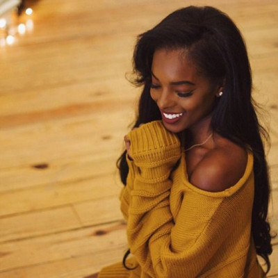 Use Closure Hair Extensions to Achieve a Seamless Style: 