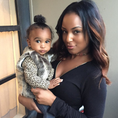 Celebrate Mother's Day with Luxurious Wavy Hair Bundles: 