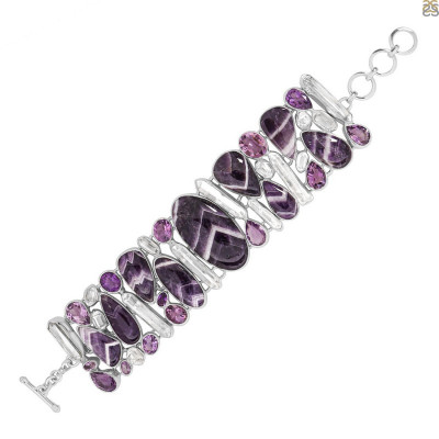 Benefits of Amethyst Lace Agate Bracelets: 