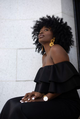 Embrace Elegance: Kinky Curly Hair Bundles: 