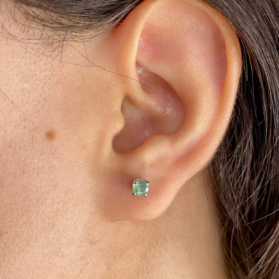 Green Kyanite Jewelry: A Guide to Finding the Perfect Piece: 