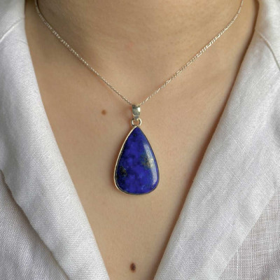 Exploring the World of Lapis Jewelry: 