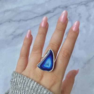 Mesmerizing Blue: Statement Agate Ring: 