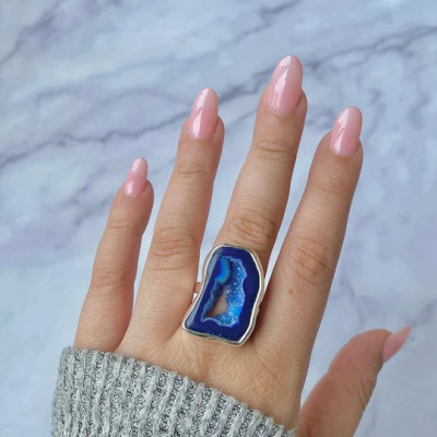 Enhance Your Style with a Statement Blue Agate Ring: 