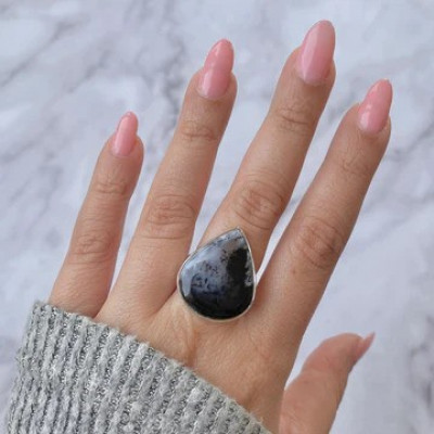 Statement Dendritic Agate Ring: Promote Inner Peace and Growth: 