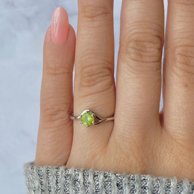 Best Sterling Peridot Rings Online at Sagaciya jewelry: 