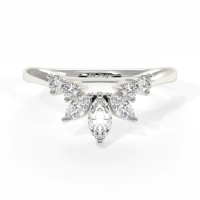 Personalized Custom Engagement Rings for a Unique Love Story: 