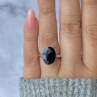 Adorn Your Hand with Sagacia Jewelry’s Dainty Ring Collection: 