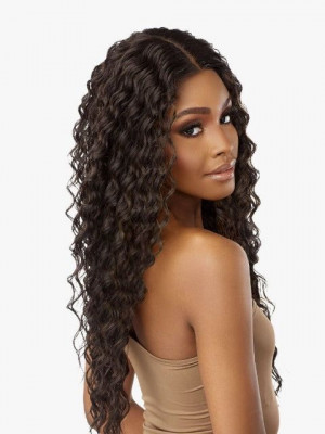 Get Gorgeous with Our Luscious Wavy Hair Bundles: 