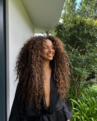 Brazilian Curly Hair Products - Nourish and Define Your Curls: 