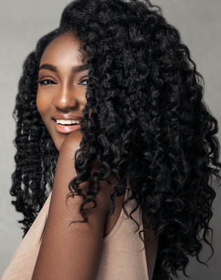 Create Your Perfect Look with Custom Closure Wigs: 