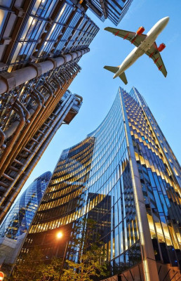 United Airlines BOS Terminal: 