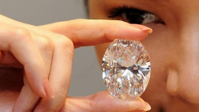 Why Custom Engagement Rings Are the Perfect Symbol of Your Love Story: 