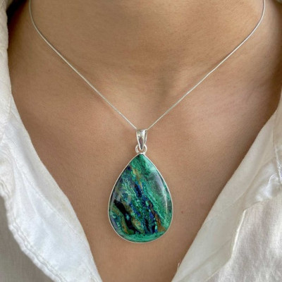 Azurite Malachite Jewelry: A Harmonious Blend of Earth and Sky: 