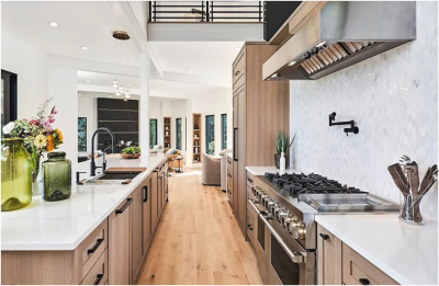 Personalizing a Chef Kitchen: Adding Your Unique Style to a Functional Space: 