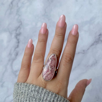 Rhodochrosite Rings: A Symbol of Love, Healing, and Inner Strength: 