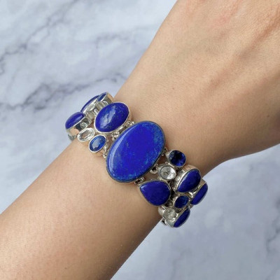 Majestic Lapis Lazuli Jewelry for a Royal and Timeless Look: 