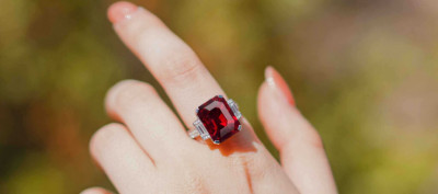 Ruby Jewelry Styling Tips for Different Skin Tones: 