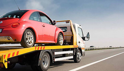 Get Commercial Truck Towing Service - Ultra Emergency Towing: 