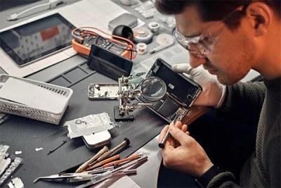 Cheap Phone Repairs Auckland: Don’t Let a Cracked Samsung Screen Break the Bank: 