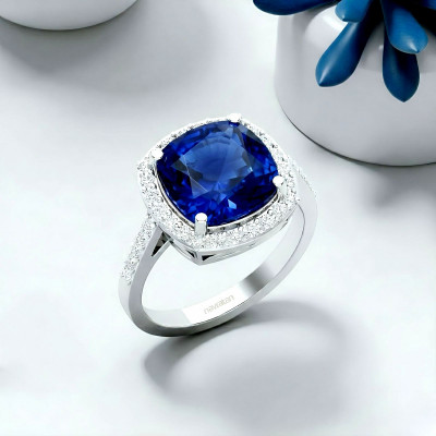 Blue Sapphire: The Perfect Engagement Ring: 