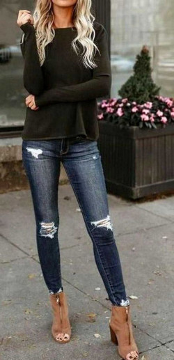Black colour combination with jeans for spring work outfits, ripped denim: Denim Pants  