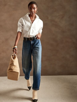 Barrel Jeans with White shirt: 