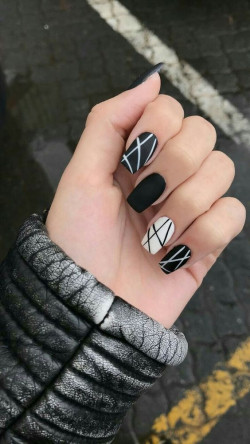 Nail Designs With Mood Changing Polish: Nail art  