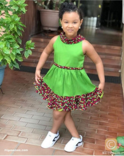 Green outfit Ankara dresses little girl queen: 