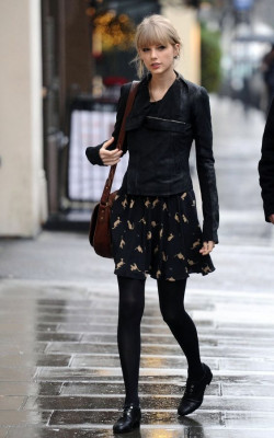 Look inspiration shoes with tights, street fashion: 