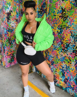 Outfit ideas with shorts and neon jacket: Street Outfit Ideas  