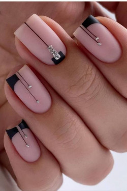 Nail Designs With Lines And Glitter: Pretty Nails  