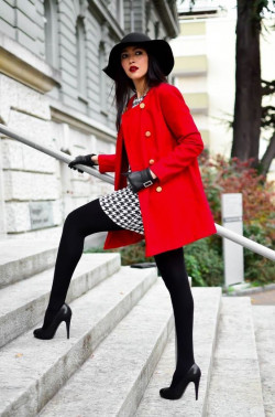 Red outfit ideas with coat, jacket, overcoat: Street Outfit Ideas  