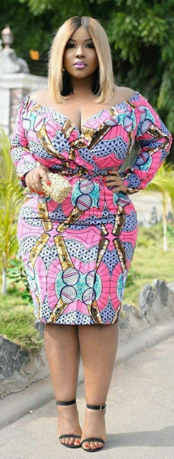 Plus size short ankara dresses for women: 