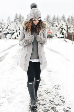 Instagram fashion snow weather outfits, online shopping: 