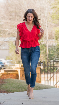 Orange classy outfit with jeans: 