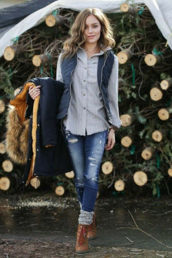 Dresses ideas with coat, jeans, denim, tartan: 