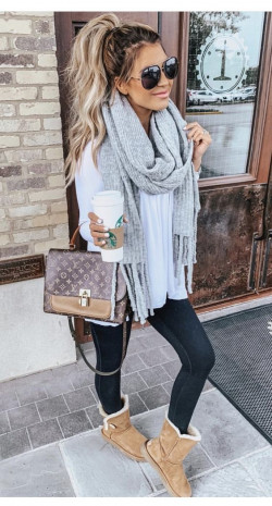 Women home winter outfit, winter clothing: 