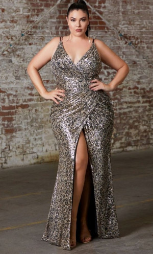 Gold plus size sequin sexy dress: 