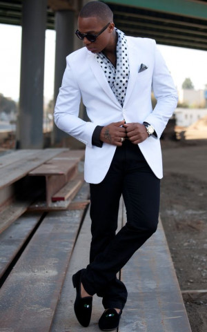 Black and white party outfits men: 