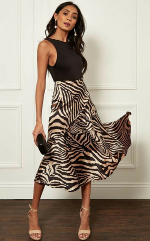 Style outfit zebra silk skirt, pencil skirt: 