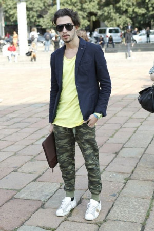 Lookbook dress boys wearing joggers, men's style: 