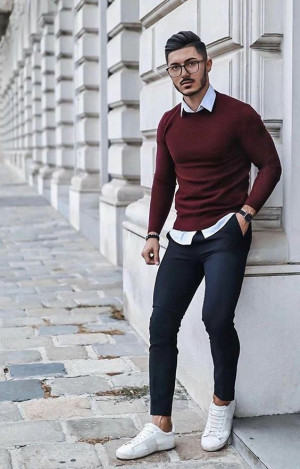 Maroon sweater outfit men: 
