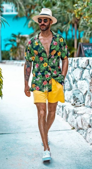 Pool party outfit men, fashion accessory: 