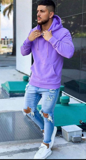Yellow and purple Instagram fashion with coat, jeans: 
