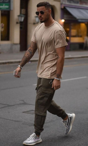 Green Casual Trouser, Men's Joggers Fashion Ideas With White T-shirt ...