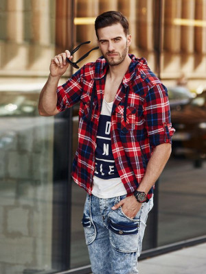 Outfit inspiration with jeans, shirt, tartan, t-shirt, trousers: 