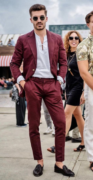 Red and white dresses ideas with blazer: 