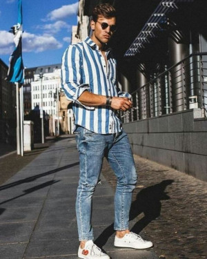 Blue striped shirt mens outfit: 